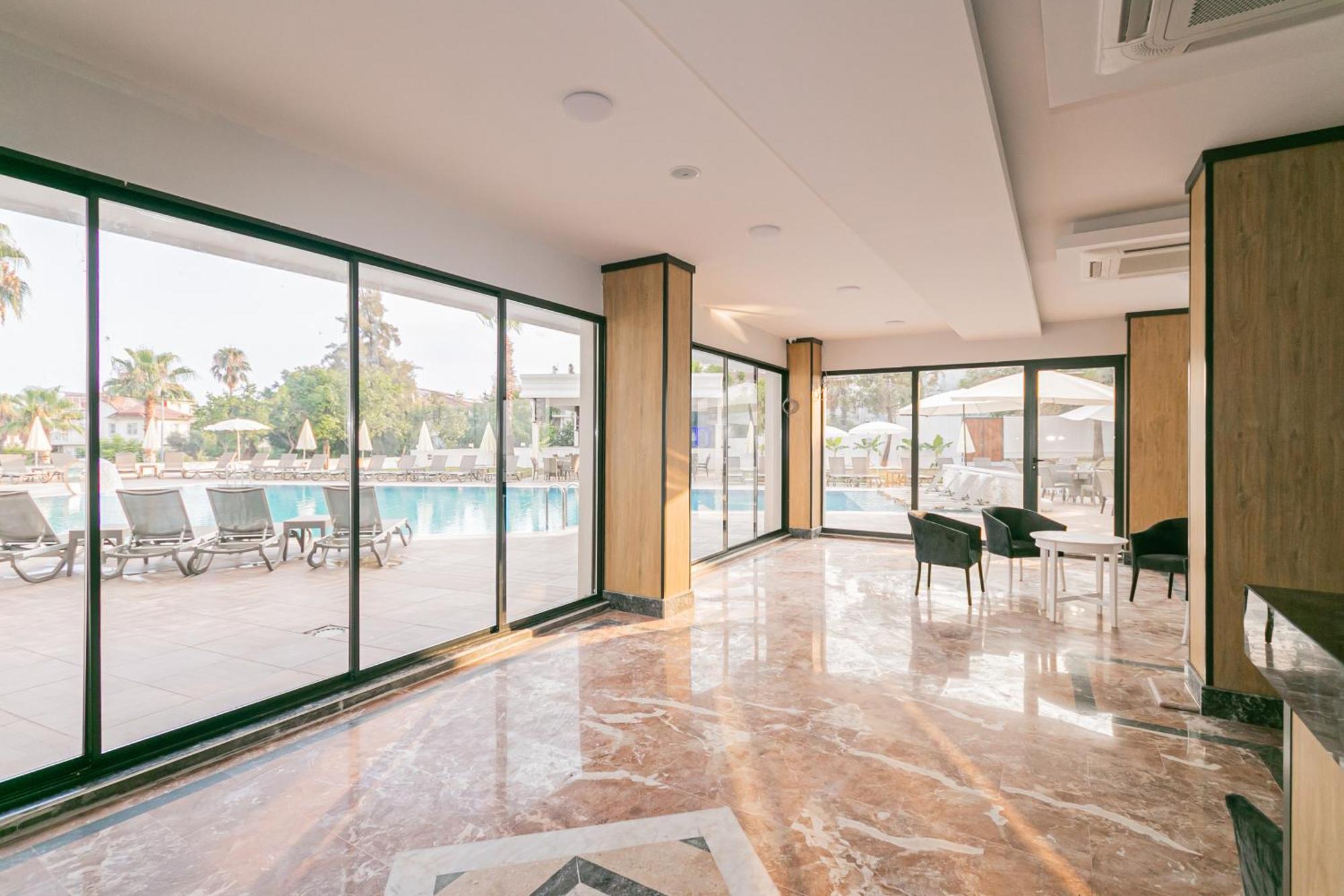 Lara World Hotel Antalya Exterior photo