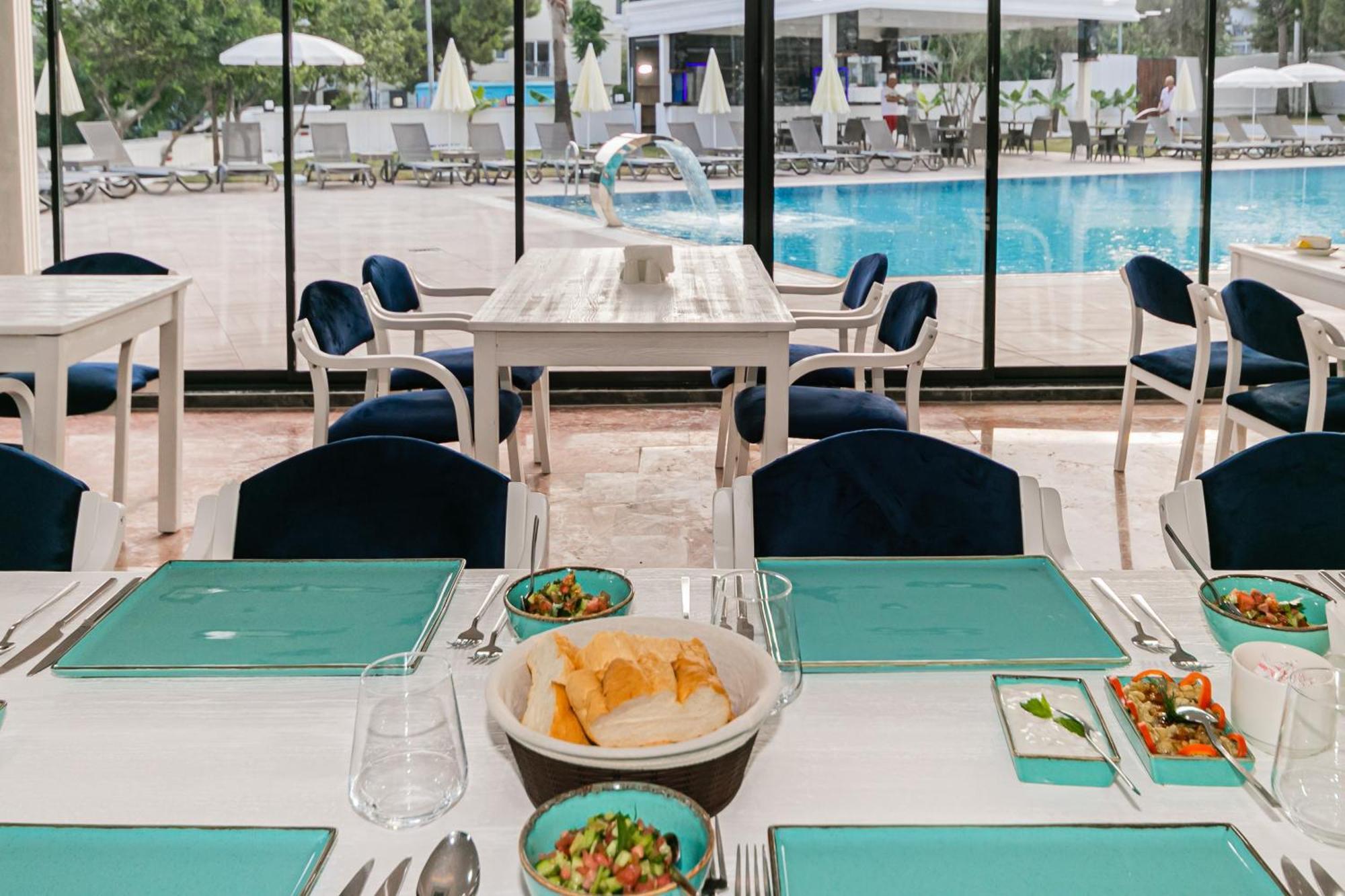 Lara World Hotel Antalya Exterior photo