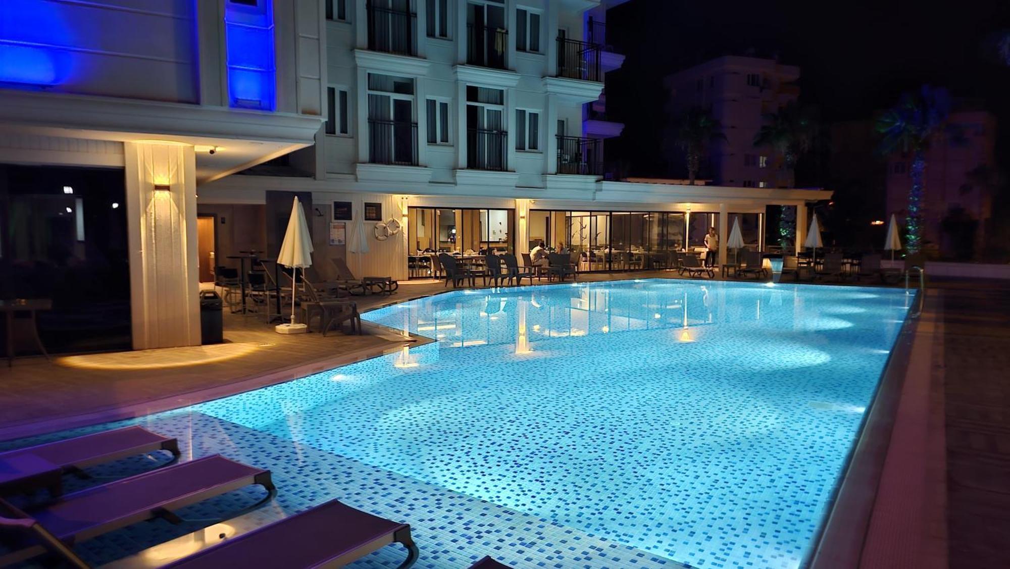 Lara World Hotel Antalya Exterior photo